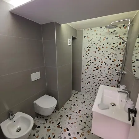 Luxury Seaside Escape 2 - Free Private Parking Appartement *