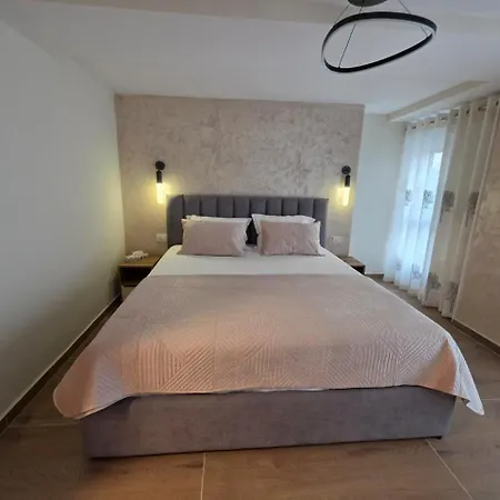 Luxury Seaside Escape 2 - Free Private Parking * Golem (Tirana)