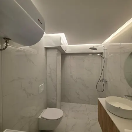 Luxury Seaside Escape 2 - Free Private Parking Golem (Tirana)