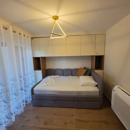 Luxury Seaside Escape 2 - Free Private Parking Appartement