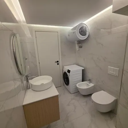 Luxury Seaside Escape 2 - Free Private Parking Appartement *